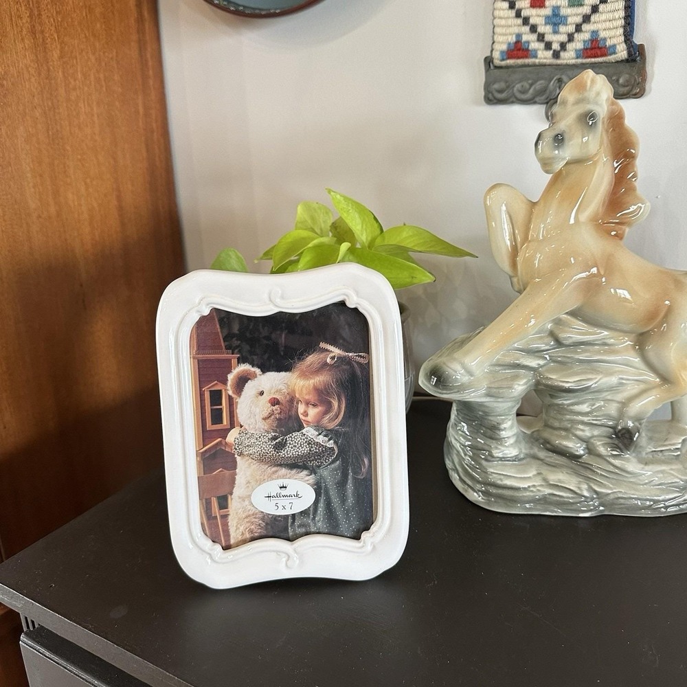VTG New Hallmark White Ceramic Picture Photo Frame 5x7 Cottagecore Nursery Decor